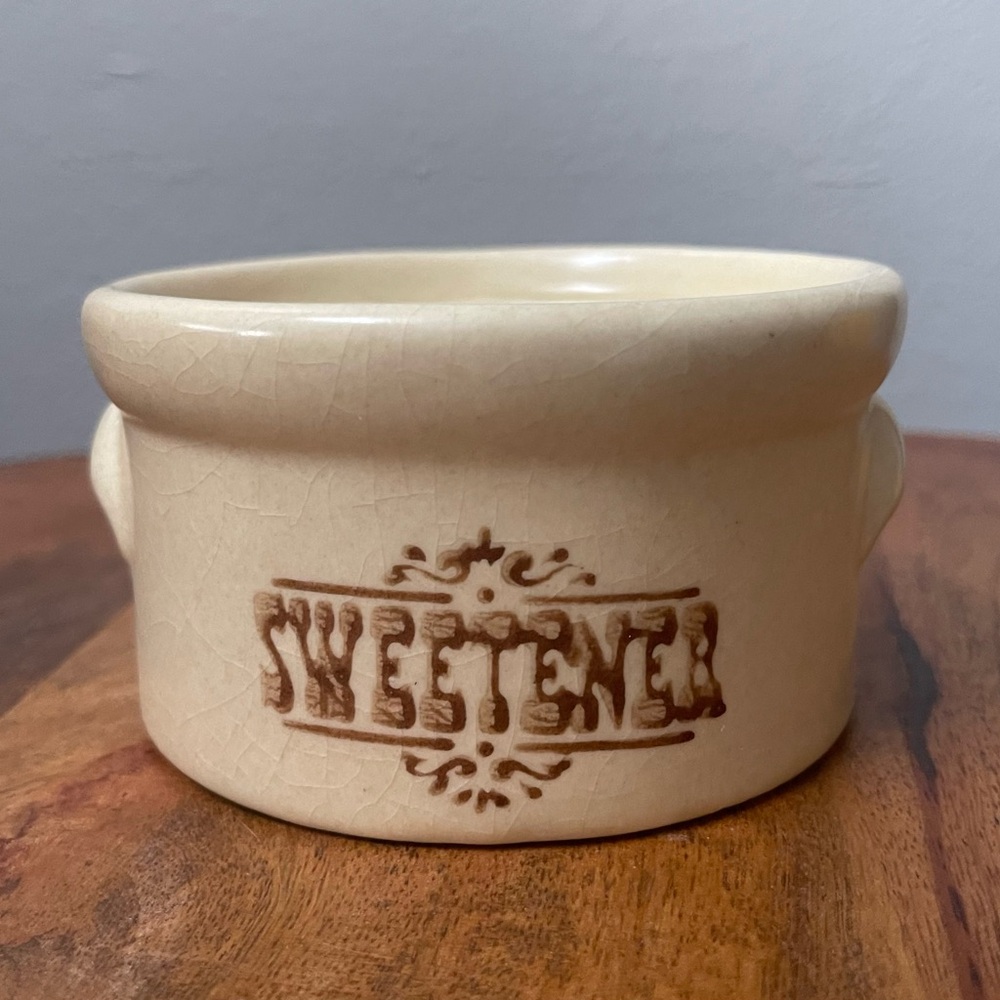 VTG, Phaltzgraff Village, Sweetener Crock (1970s)